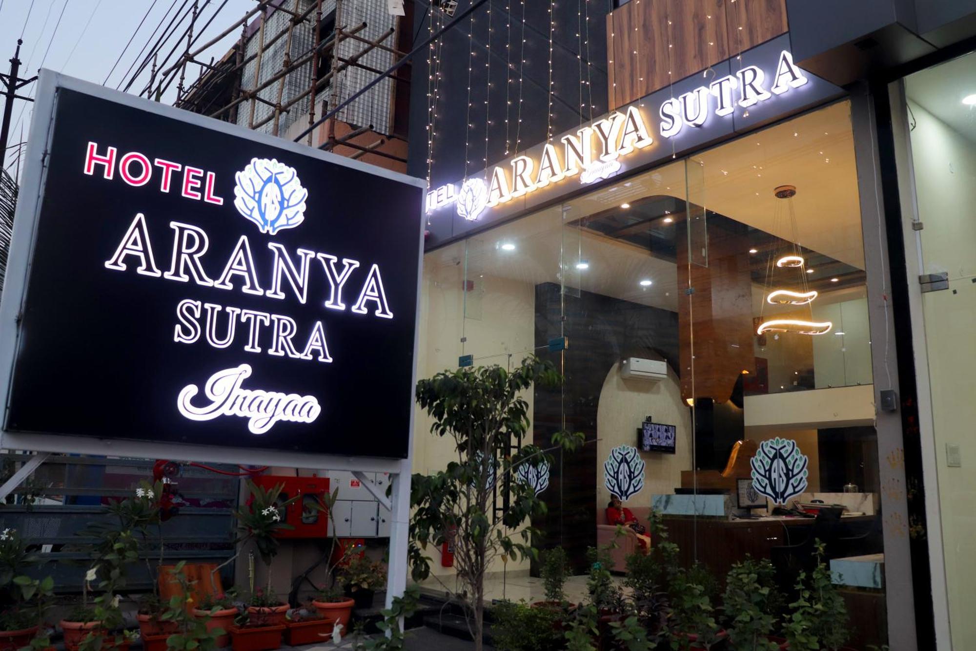 Hotel Aranyasutra Inaya, Indore Eksteriør billede